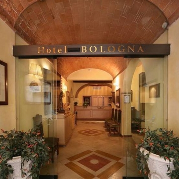 Hotel Bologna, Pisa