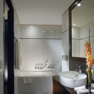 Hotel Auteuil, Bathroom