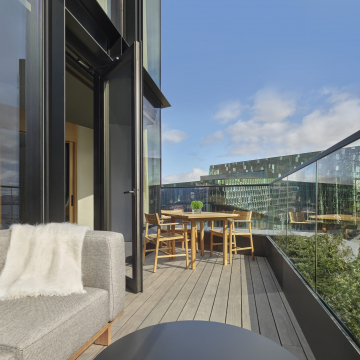 The Reykjavik Edition Hotel - Outdoor Terrace